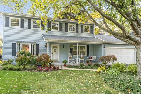 2024 Glencoe St, Wheaton, IL 60187 photo 1