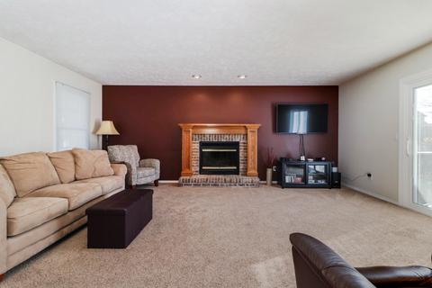 3107 Eagle Creek Dr, Bloomington, IL 61704 photo 7