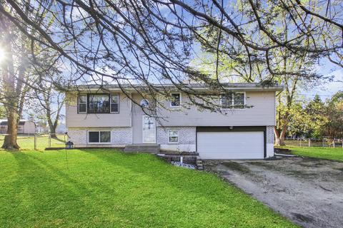 2119 Sunset Dr, Freeport, IL 61032 photo 1