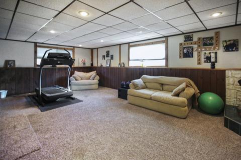 2119 Sunset Dr, Freeport, IL 61032 photo 32