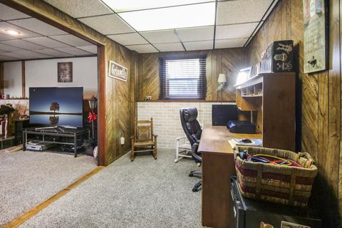 2119 Sunset Dr, Freeport, IL 61032 photo 34