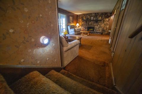15620 Pine Rd, Oak Forest, IL 60452 photo 13
