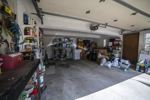 15620 Pine Rd, Oak Forest, IL 60452 photo 41