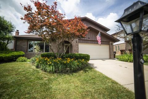 15620 Pine Rd, Oak Forest, IL 60452 photo 1