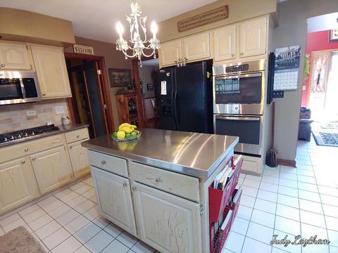 260 Coventry Ct, Elgin, IL 60123 photo 11