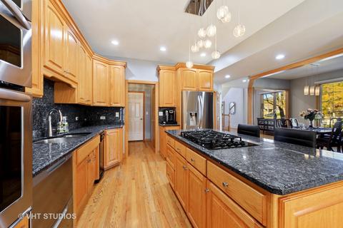 231 N Maple St #231, Itasca, IL 60143 photo 8