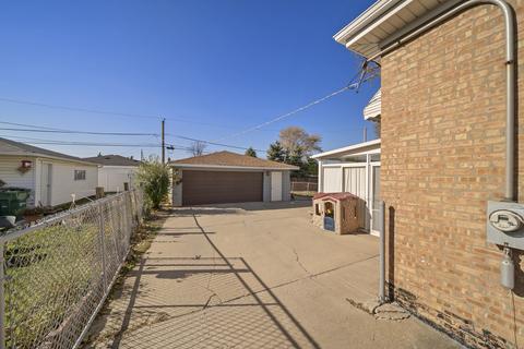 7724 Normandy Ave, Burbank, IL 60459 photo 25
