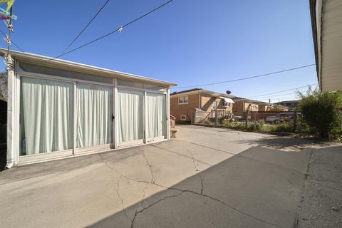 7724 Normandy Ave, Burbank, IL 60459 photo 23
