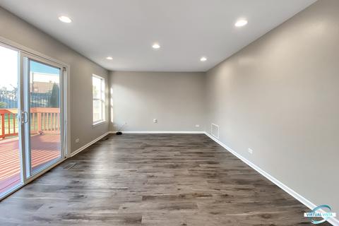 1319 Trinity Dr, Carol Stream, IL 60188 photo 12