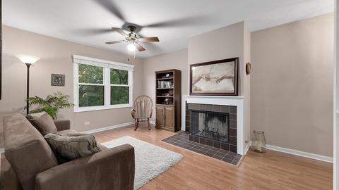 1026 Oakview Dr, Wheaton, IL 60187 photo 9