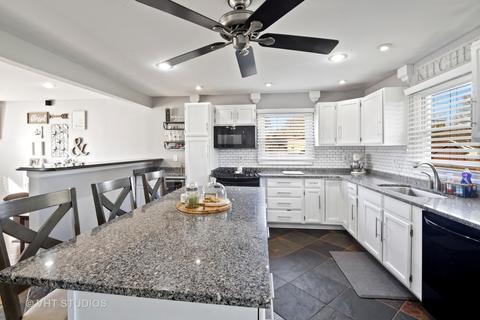 4518 W Ramble Rd, Mchenry, IL 60050 photo 6