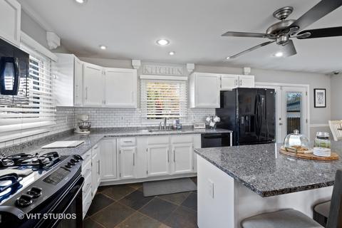 4518 W Ramble Rd, Mchenry, IL 60050 photo 8