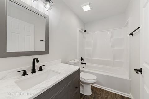 2122 Glacier Ct, Algonquin, IL 60102 photo 13