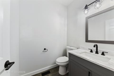 2122 Glacier Ct, Algonquin, IL 60102 photo 8