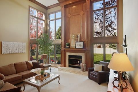 3204 Leafy Ln, Bloomington, IL 61704 photo 2