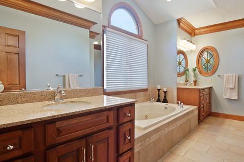 3204 Leafy Ln, Bloomington, IL 61704 photo 25