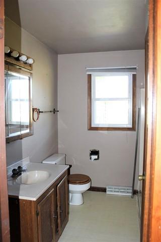 109 9th Ave E, Lyndon, IL 61261 photo 20