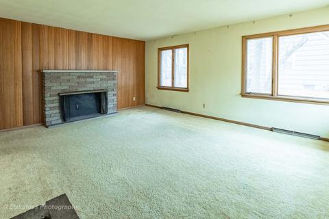 17879 Clyde Ave, Lansing, IL 60438 photo 2
