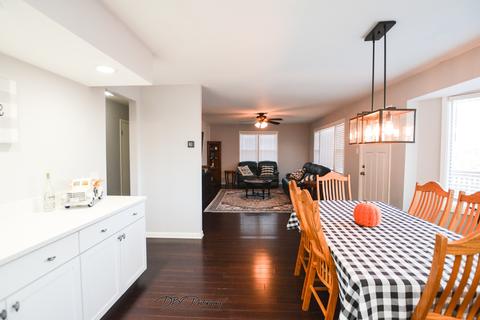 131 W Valley View Dr, Mchenry, IL 60051 photo 13