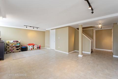 210 N Eighth Ave, Des Plaines, IL 60016 photo 18