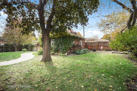 210 N Eighth Ave, Des Plaines, IL 60016 photo 25