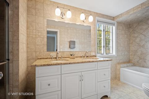 210 N Eighth Ave, Des Plaines, IL 60016 photo 15