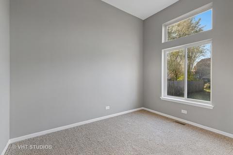 7932 Dada Dr, Gurnee, IL 60031 photo 9