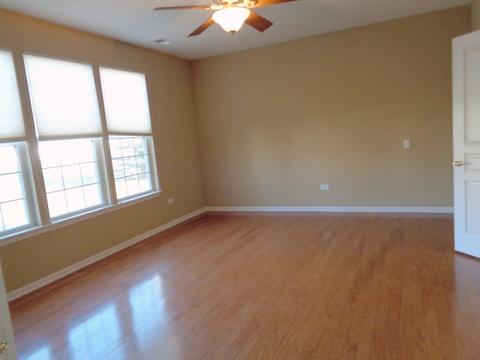 2522 Edgewater Dr, Elgin, IL 60124 photo 14