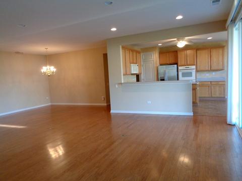 2522 Edgewater Dr, Elgin, IL 60124 photo 6