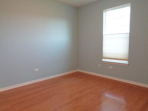 2522 Edgewater Dr, Elgin, IL 60124 photo 12