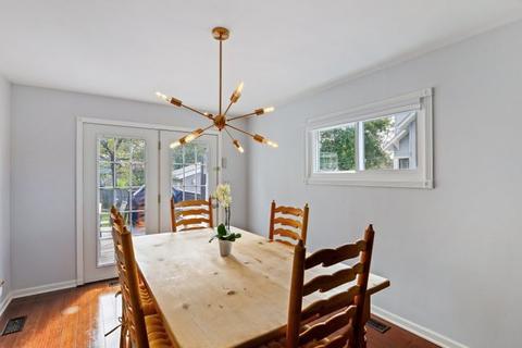 406 Crescent St, Wheaton, IL 60187 photo 9