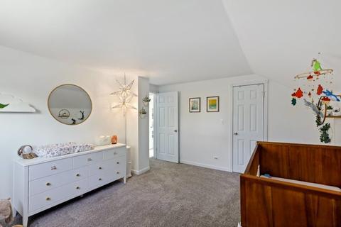 406 Crescent St, Wheaton, IL 60187 photo 17