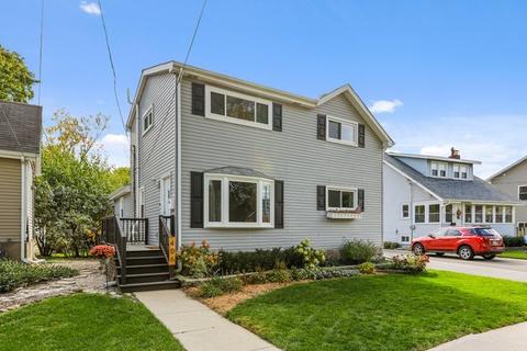 406 Crescent St, Wheaton, IL 60187 photo 1