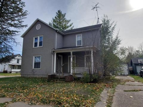 857 E Shawnee St, Freeport, IL 61032 photo 1