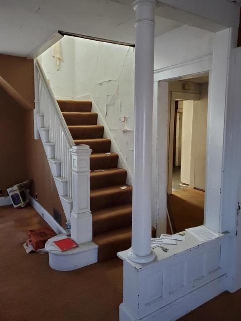 857 E Shawnee St, Freeport, IL 61032 photo 9