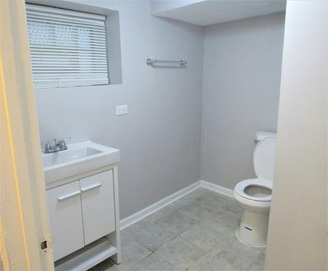 7646 S Champlain Ave, Chicago, IL 60619 photo 15