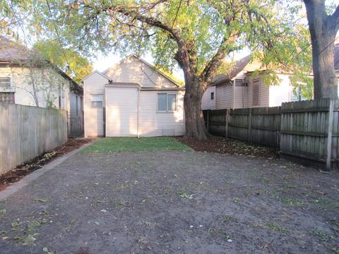 7646 S Champlain Ave, Chicago, IL 60619 photo 17