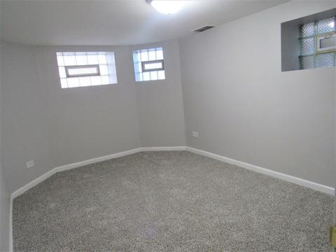 7646 S Champlain Ave, Chicago, IL 60619 photo 12