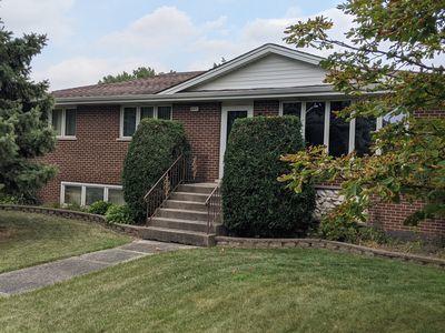 8471 S Octavia Ave, Bridgeview, IL 60455 photo 2