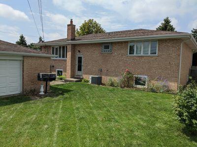 8471 S Octavia Ave, Bridgeview, IL 60455 photo 3