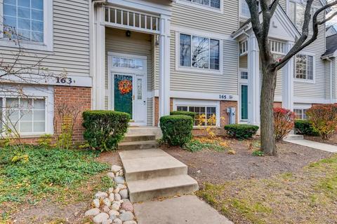163 Lucerne Ct, Wheeling, IL 60090 photo 2