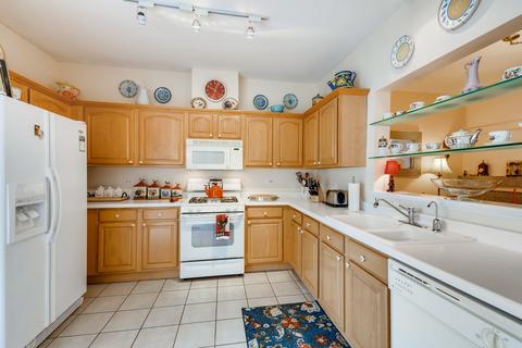 163 Lucerne Ct, Wheeling, IL 60090 photo 9