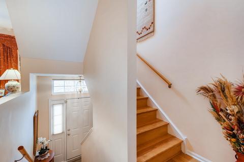 163 Lucerne Ct, Wheeling, IL 60090 photo 3