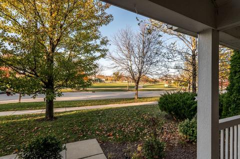 2609 Barrington Dr E, Aurora, IL 60503 photo 25