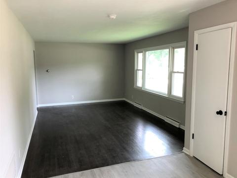 208 King Ave, East Dundee, IL 60118 photo 5