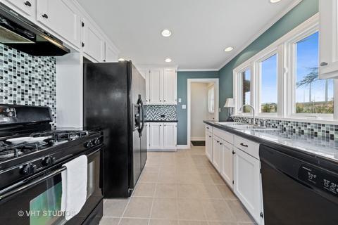 5933 Ridge Ave, Berkeley, IL 60163 photo 9