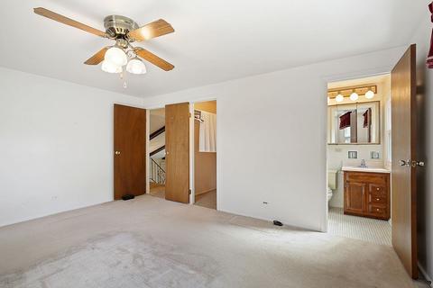 1806 E Apache Ln, Mount Prospect, IL 60056 photo 17