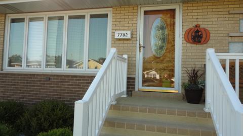 7702 S Massasoit Ave, Burbank, IL 60459 photo 5