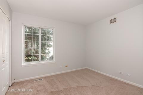1568 Knoll Crest Dr, Bartlett, IL 60103 photo 11
