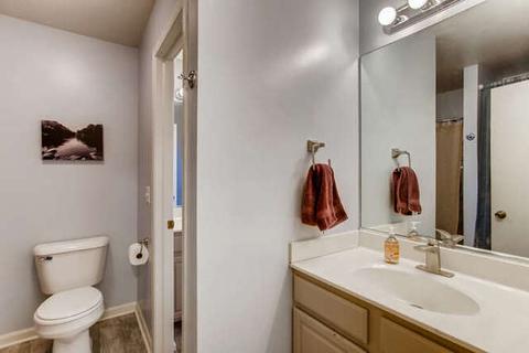 2025 Grayhawk Dr, Aurora, IL 60503 photo 13